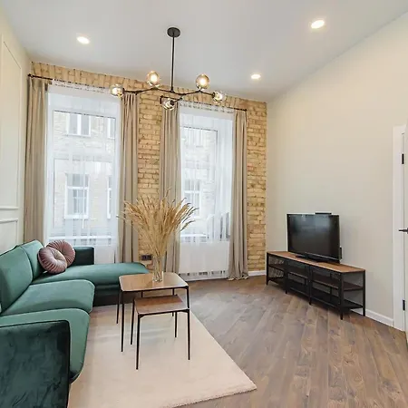 아파트 Free Parking Old Town Station With Balcony *