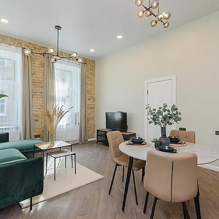 아파트 Free Parking Old Town Station With Balcony *