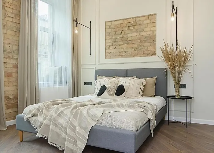 Apartman Free Parking Old Town Station With Balcony