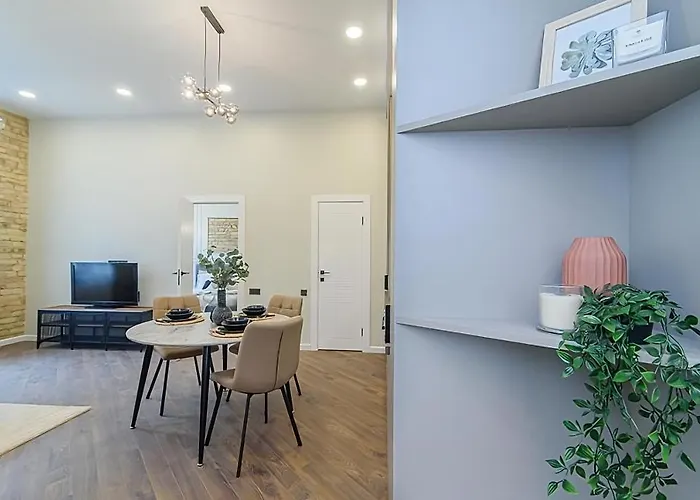 Free Parking Old Town Station With Balcony ヴィリニュス