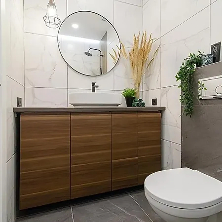 Free Parking Old Town Station With Balcony * Wilno